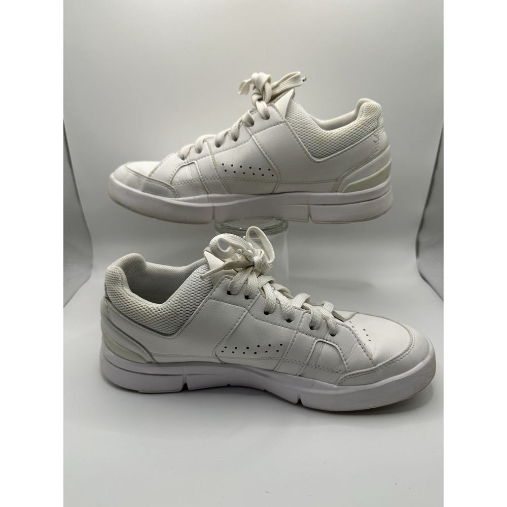 Size 7.5 - On The Roger Clubhouse White/Cream - Picture 2 of 10